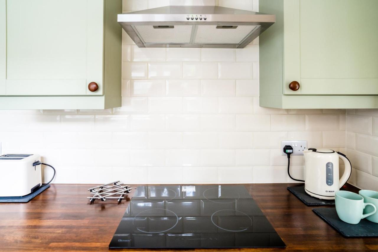 Laurel Cottage Burton  Екстериор снимка